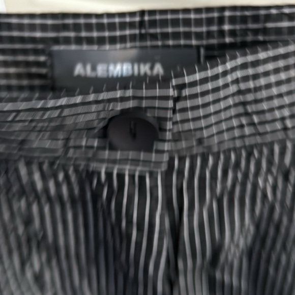 Alembika size 4 pant, fits like a 12-14. - Picture 5 of 6